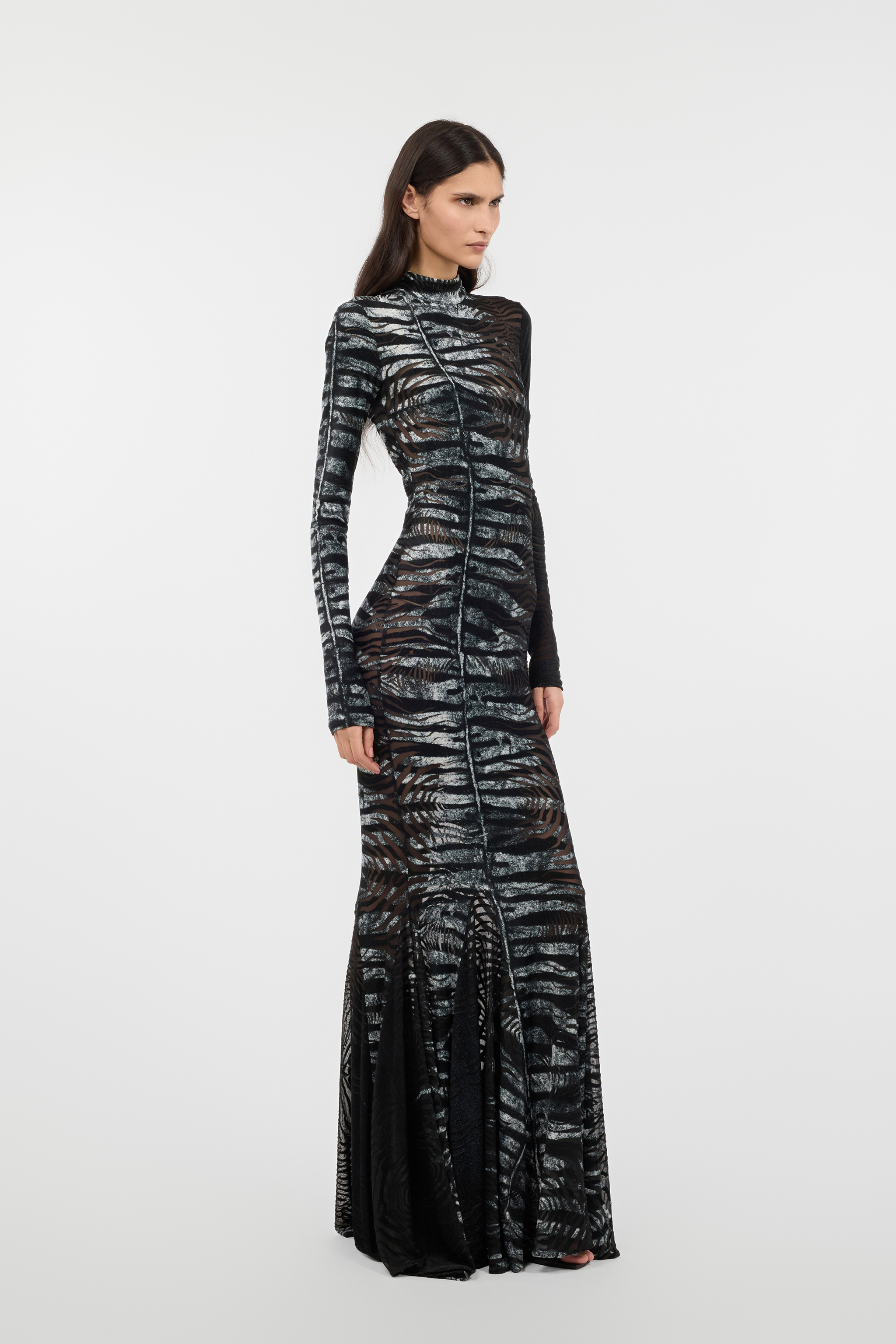 Shop Roberto Cavalli Langes Durchsichtiges Kleid Mit Motiv Zebra In Nero/bianco